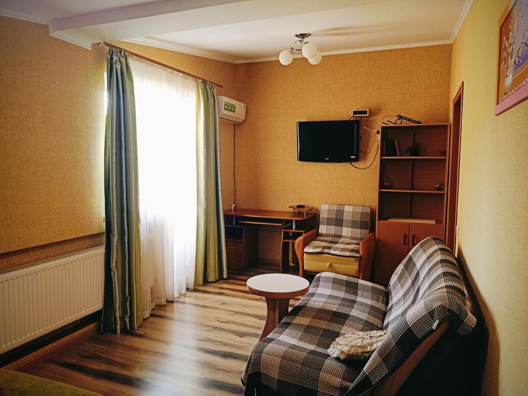 Apartment On Hoholya 90 Kirovograd Dış mekan fotoğraf