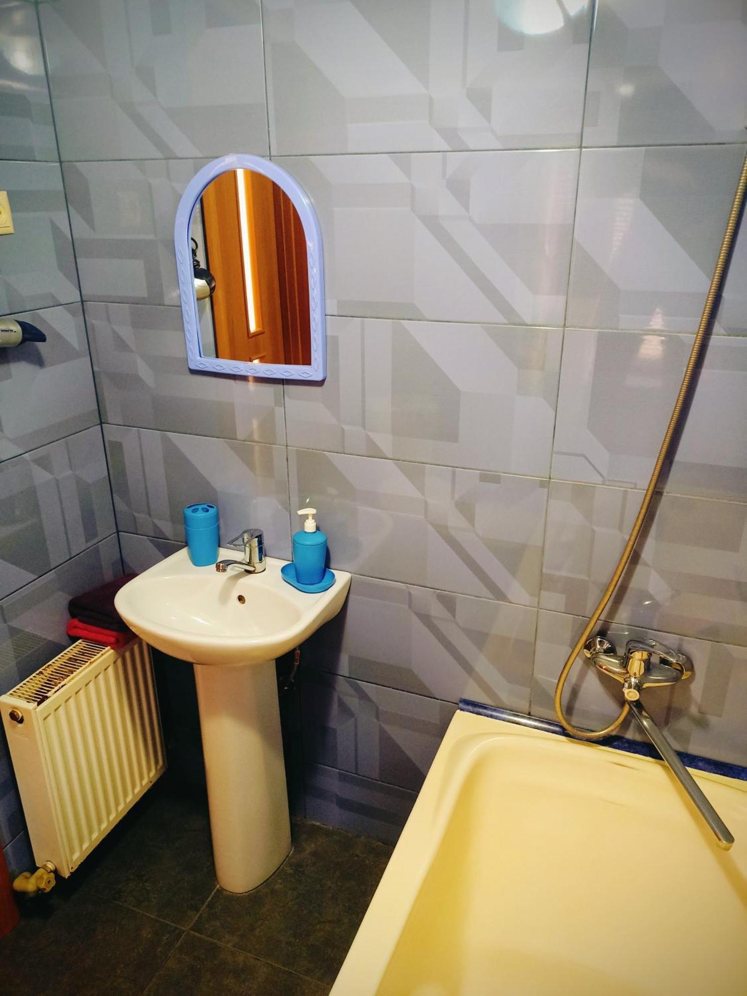 Apartment On Hoholya 90 Kirovograd Dış mekan fotoğraf